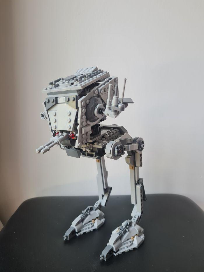 LEGO Star Wars AT-ST de Hoth - photo numéro 1