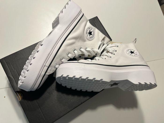 Converse - photo numéro 4