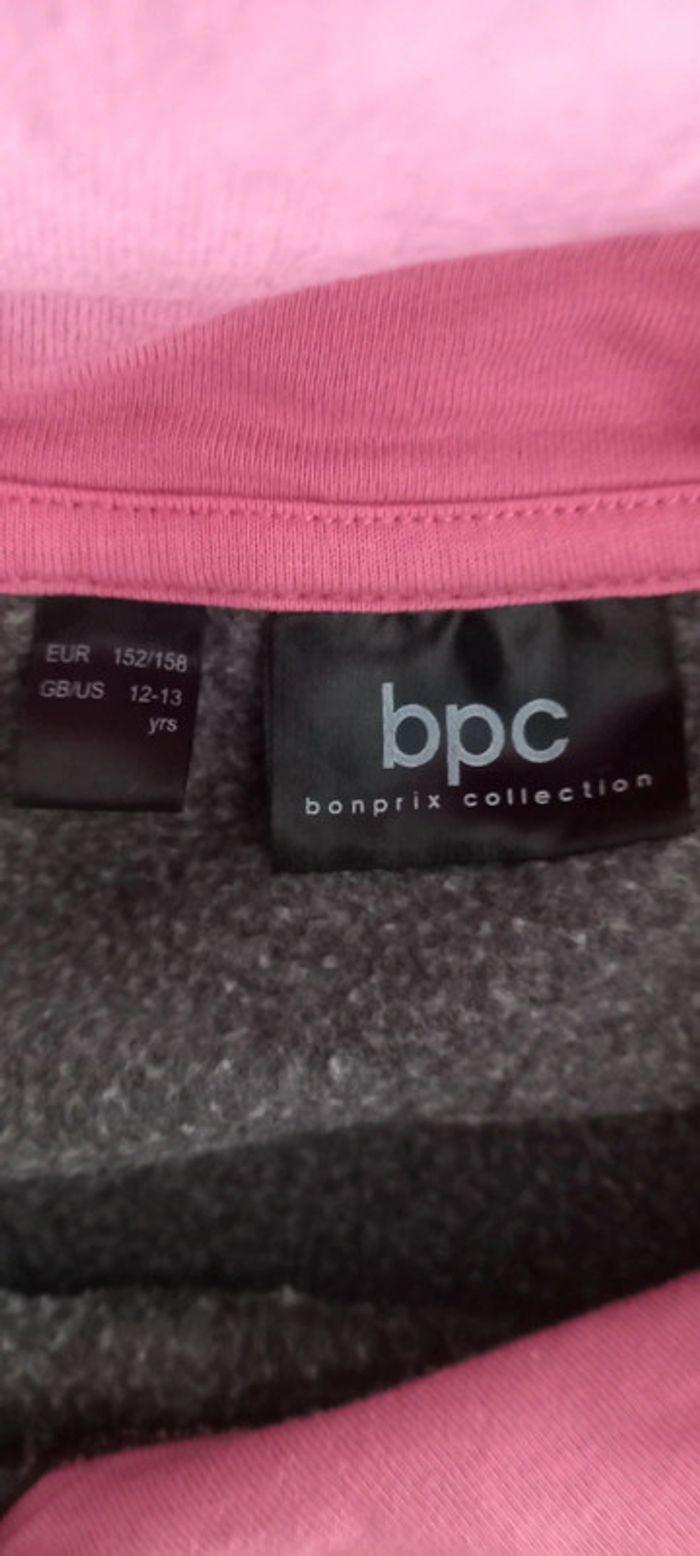 Pull à capuche gris foncé/rose imprimé Licorne. BPC - photo numéro 5