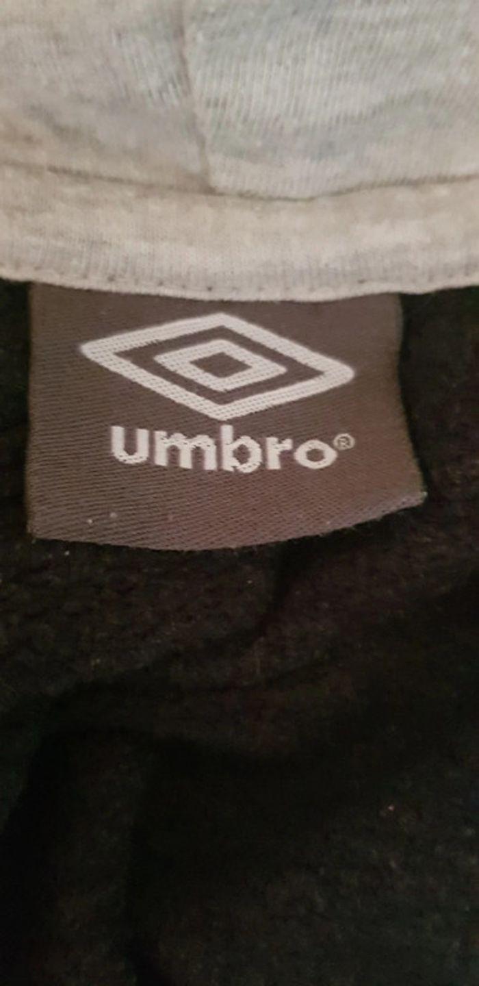 Sweat Umbro L - photo numéro 3