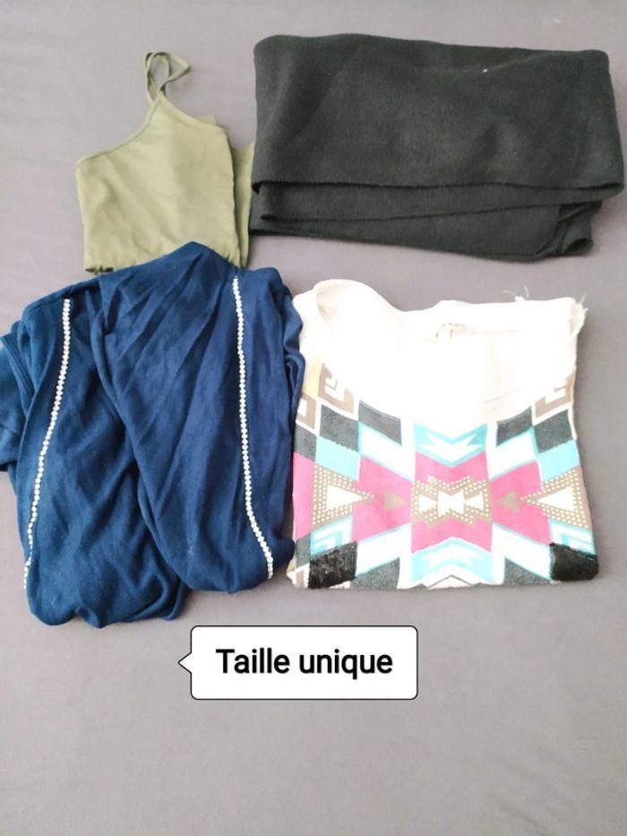 Lot vêtements femme TU - photo numéro 1