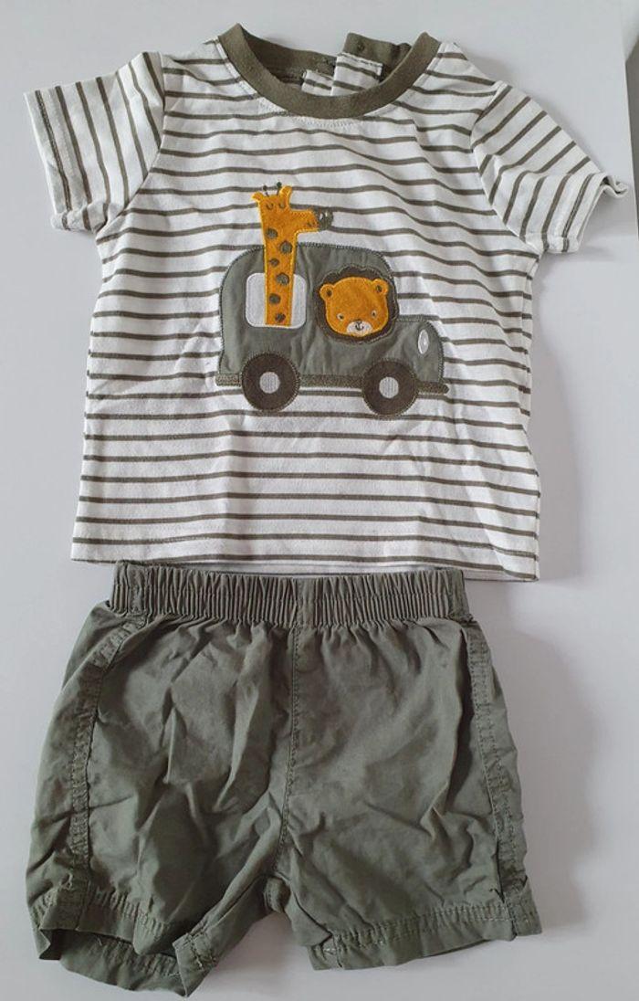 Ensemble T-shirt/short 12 mois - photo numéro 1