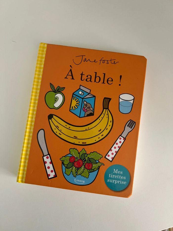 Livre a table ! - photo numéro 1