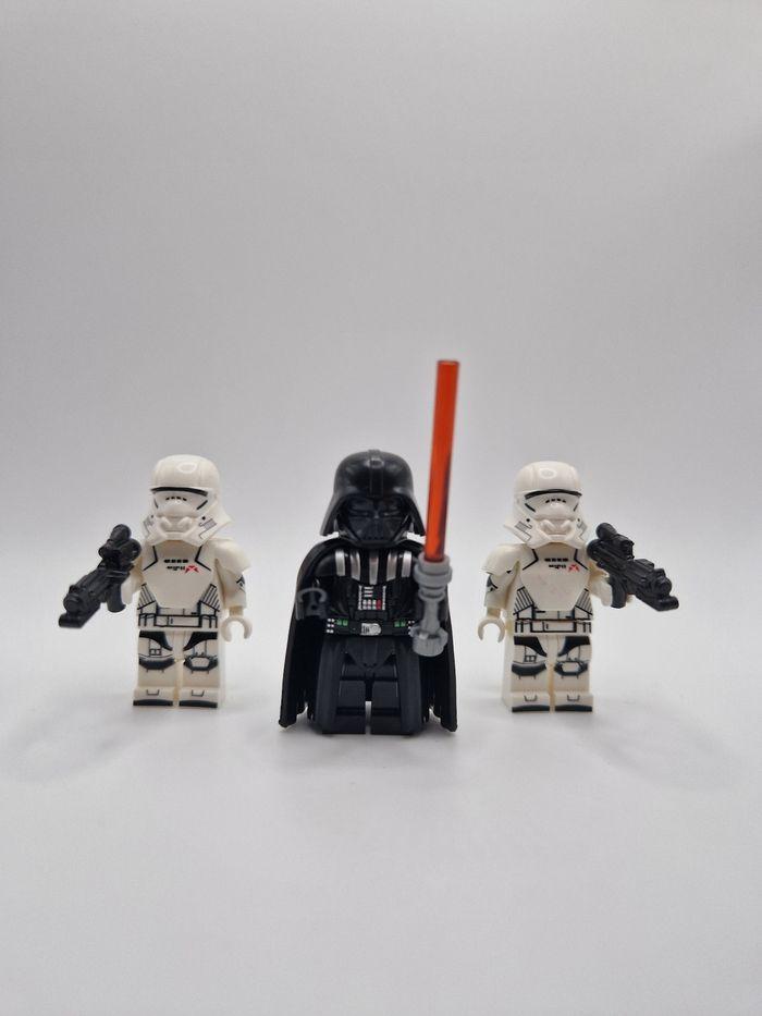 Figurines type lego Sith Dark Vador + 2 stormtroopers star wars - photo numéro 1