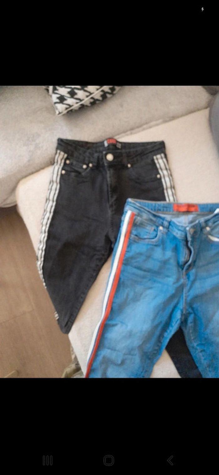 Lot de 2 jeans skinny avec bandes . Taille 38. - photo numéro 2