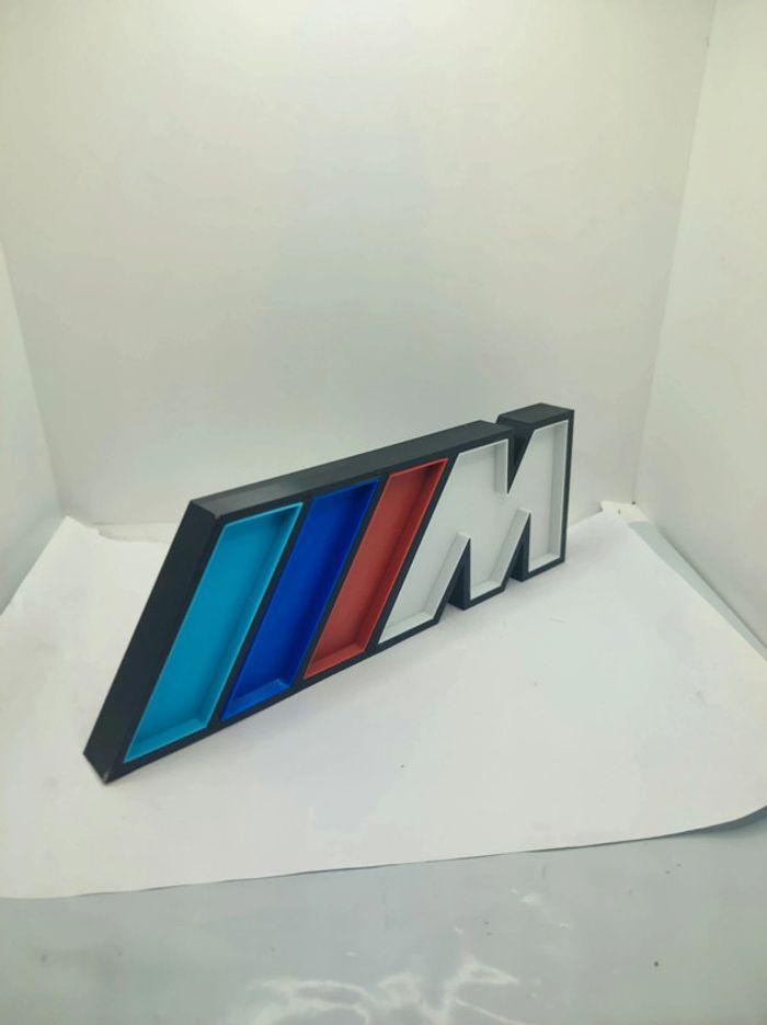 Logo figurine BMW pack M sport - photo numéro 2