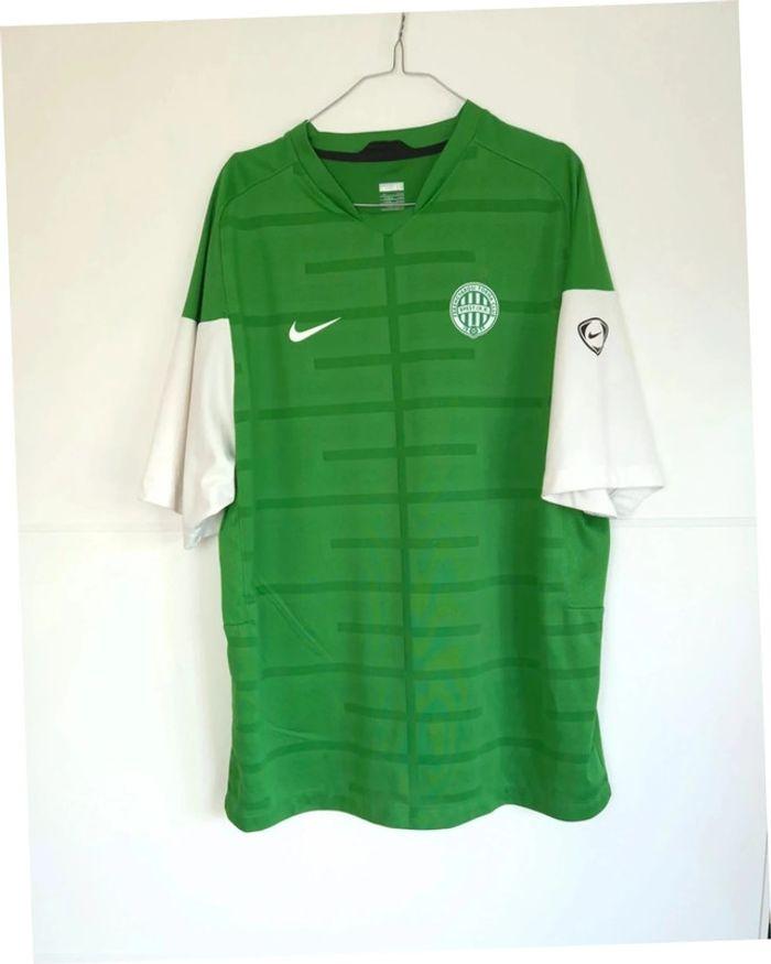 Maillot de Football ancien  Ferencvarosi Torna Club Nike taille XL - photo numéro 1