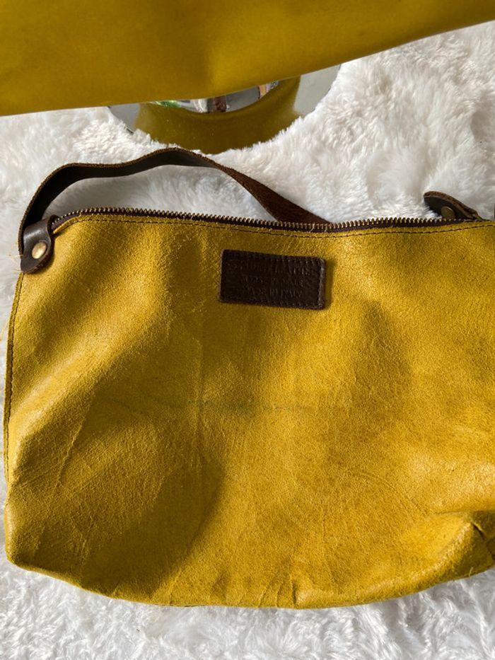 Cabas en cuir + mini sac bandoulière jaune - photo numéro 5