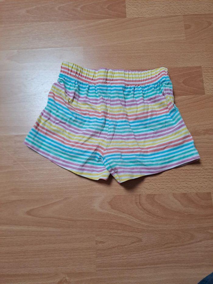 Short Primark 3-4 ans - photo numéro 2