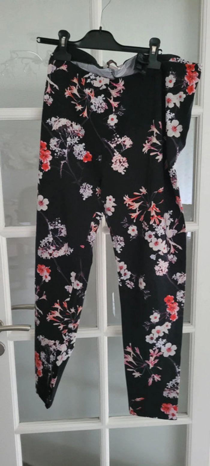 Legging à fleurs taille 2XL - photo numéro 1