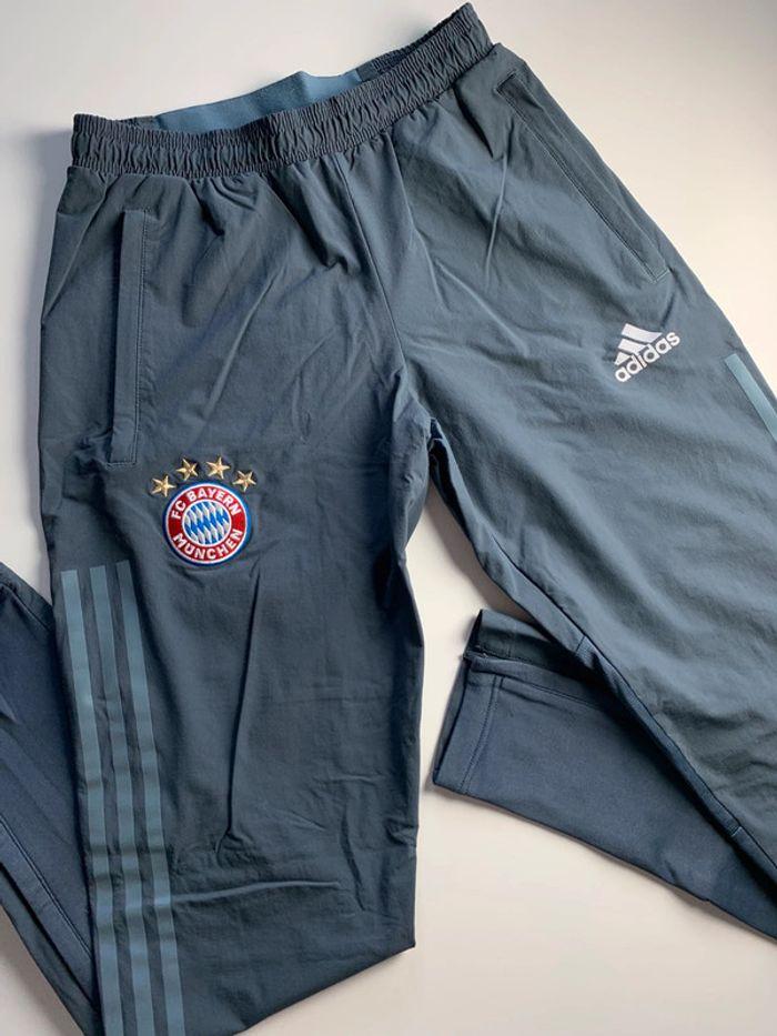 Jogging FC Bayern adidas bleu - photo numéro 1