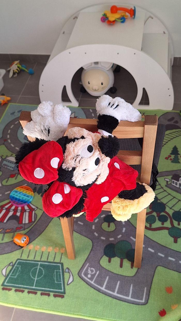 Sac à dos Minnie en peluche - photo numéro 3