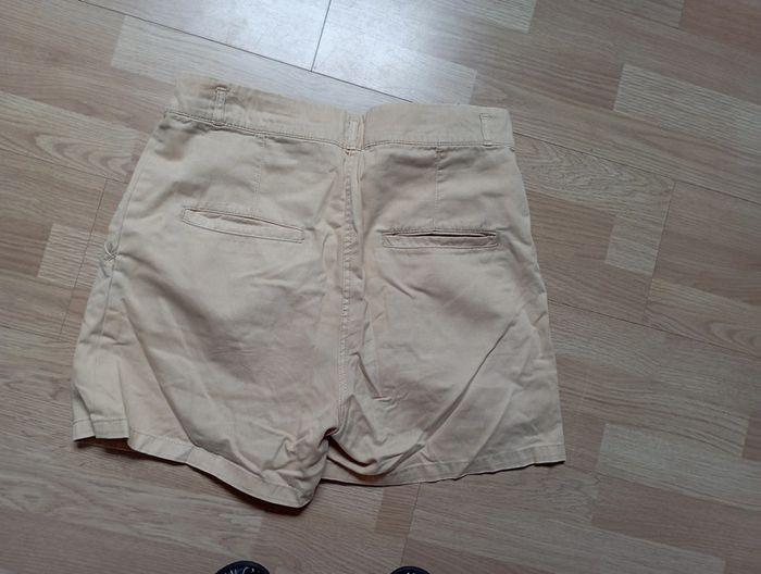 Short beige femme H&M 42 - photo numéro 2