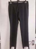 Pantalon noir T. 40