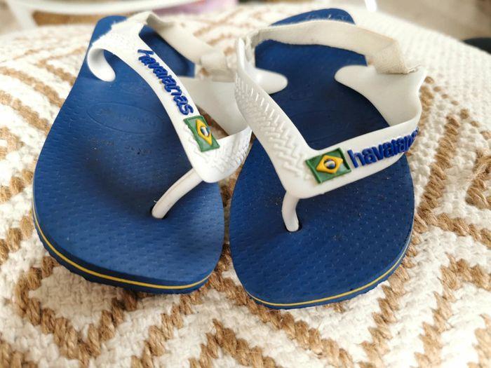 Tong havaianas enfant bleu et blanc taille EUR 24 Tong havaianas enfant bleu et blanc taille EUR 24 - photo numéro 4