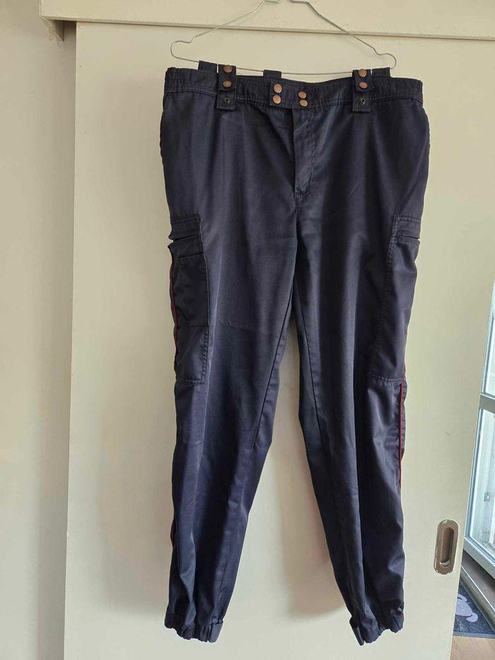 Pantalon ASVP liseré bordeaux Taille 48 - photo numéro 1