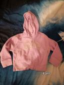 Veste gap rose 4 ans