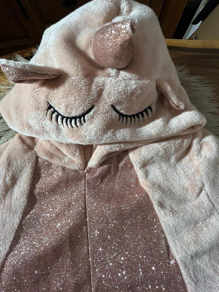 Pyjama complet  de confort à capuche licorne taille L - photo numéro 2