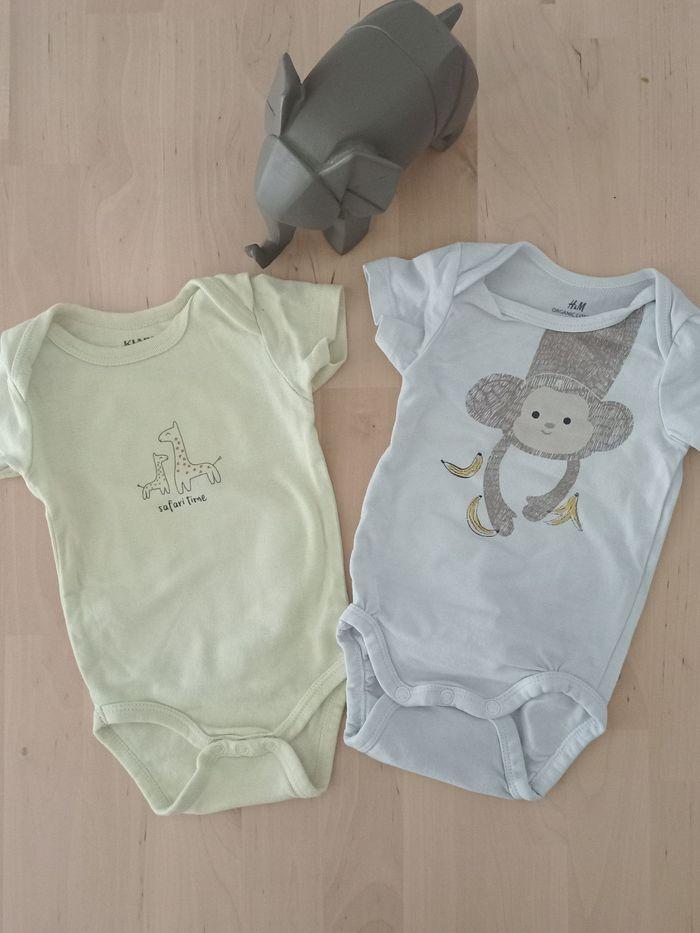 Lot de 2 bodys manches courtes bébé mixte  taille 3 mois  Kiabi