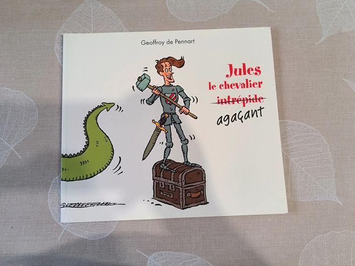 Livre jules le chevalier intrépide agaçant ecoledesmax.com - photo numéro 1