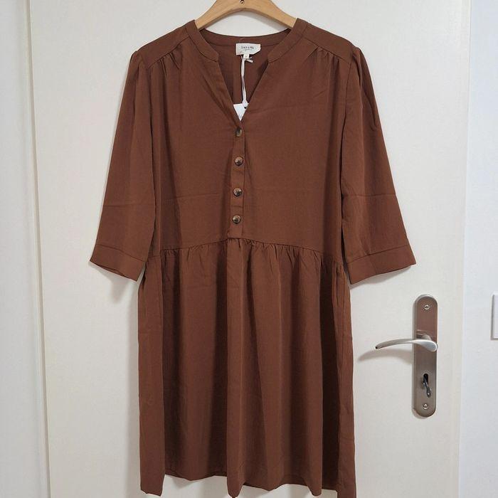 Robe midi col V taille S Grâce et Mila marron - photo numéro 1