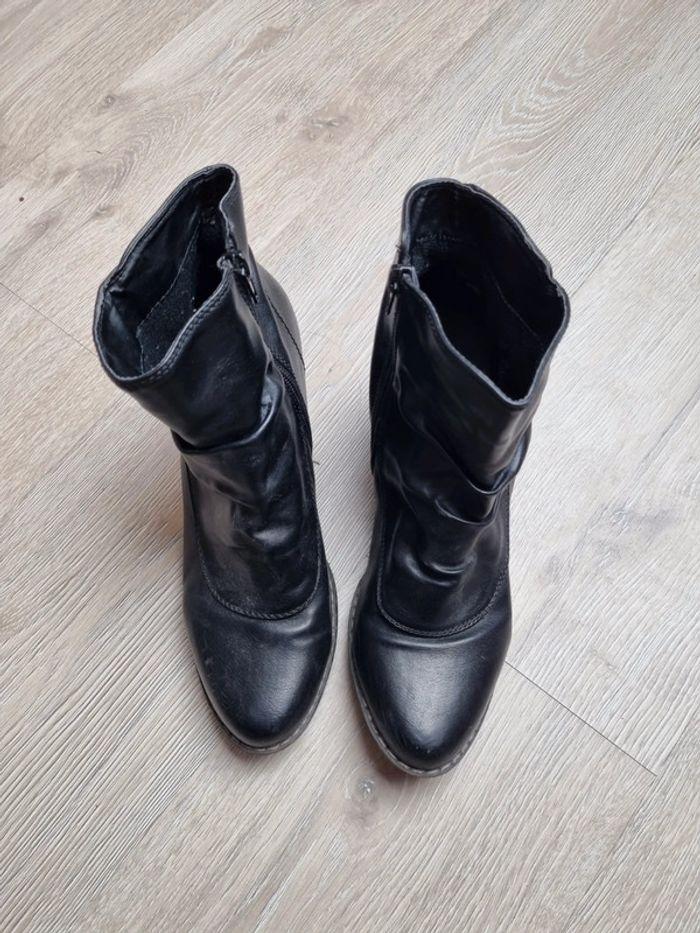 Bottines noires - photo numéro 2