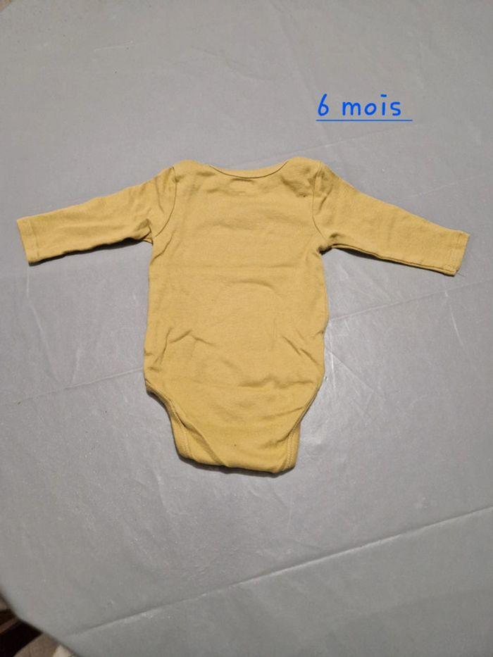 Lot de 10 body 6 mois - photo numéro 19