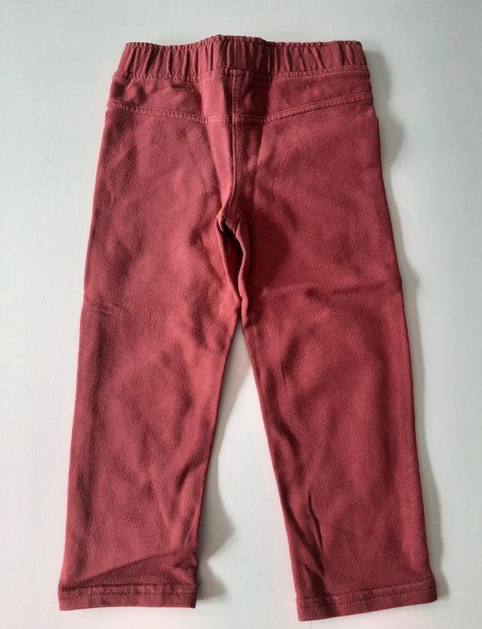 Jean sans marque bordeaux taille 3 ans / 98 cm - photo numéro 2