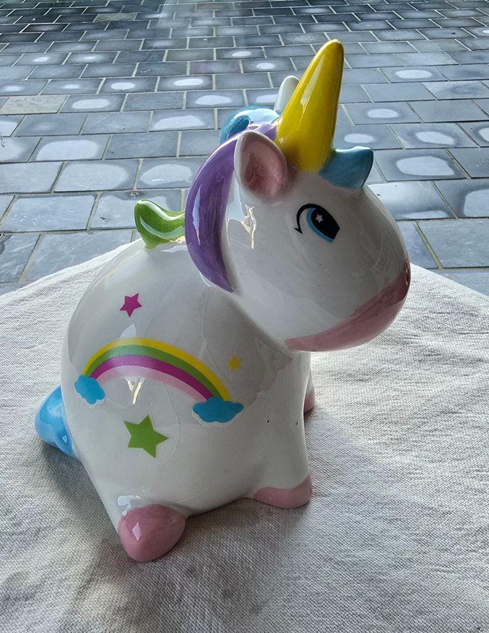 Tirelire licorne - photo numéro 4