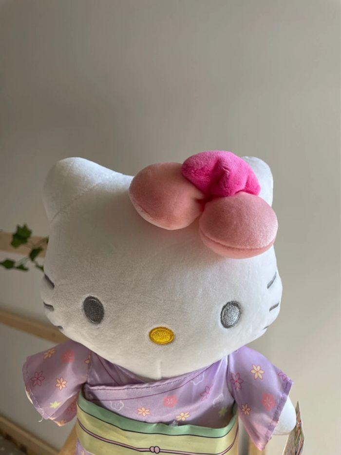 Peluche Hello Kitty en Kimono 👘 - photo numéro 5