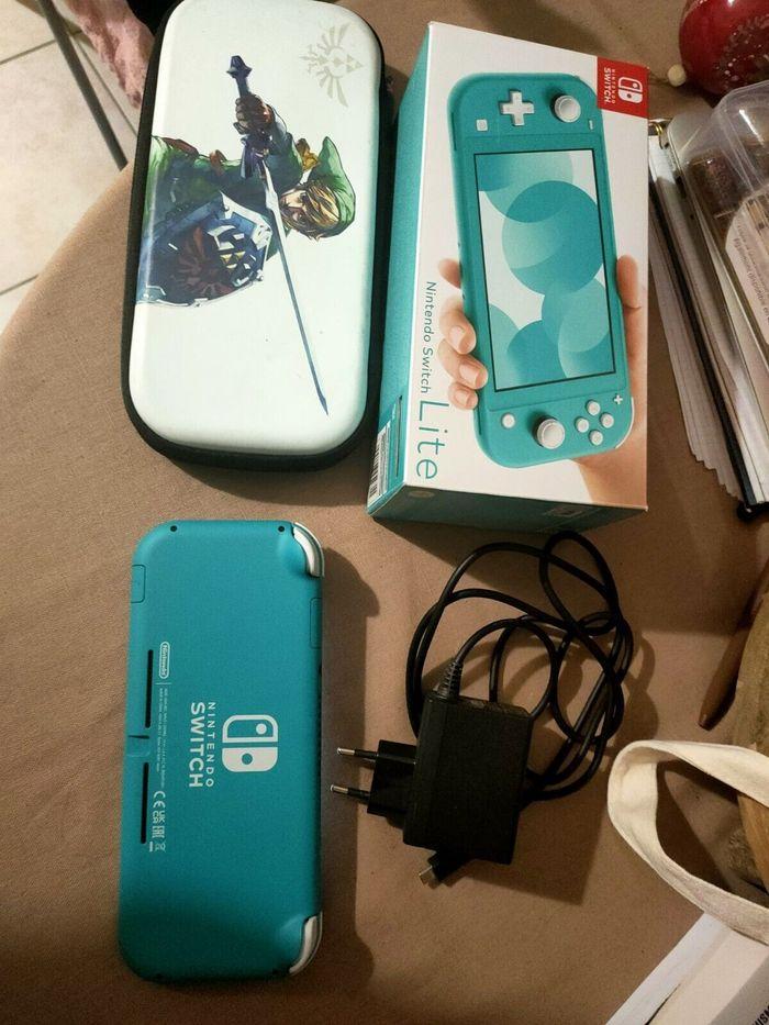 Nintendo Switch Lite - photo numéro 2