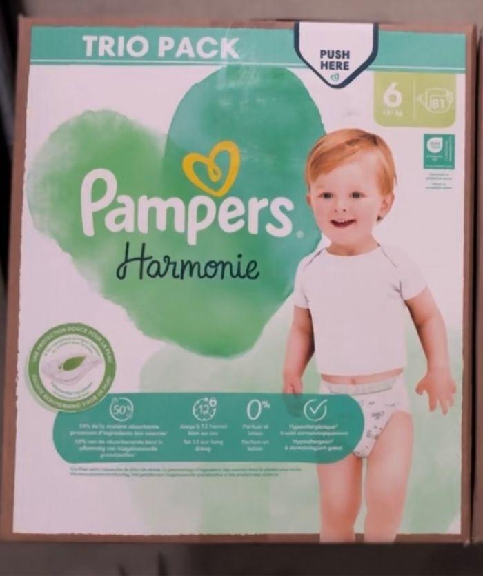 1 paquet de couches Pampers taille 6