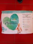 2 Mega pack Couches Taille 4  Pampers Harmonies  9 à 14 kg