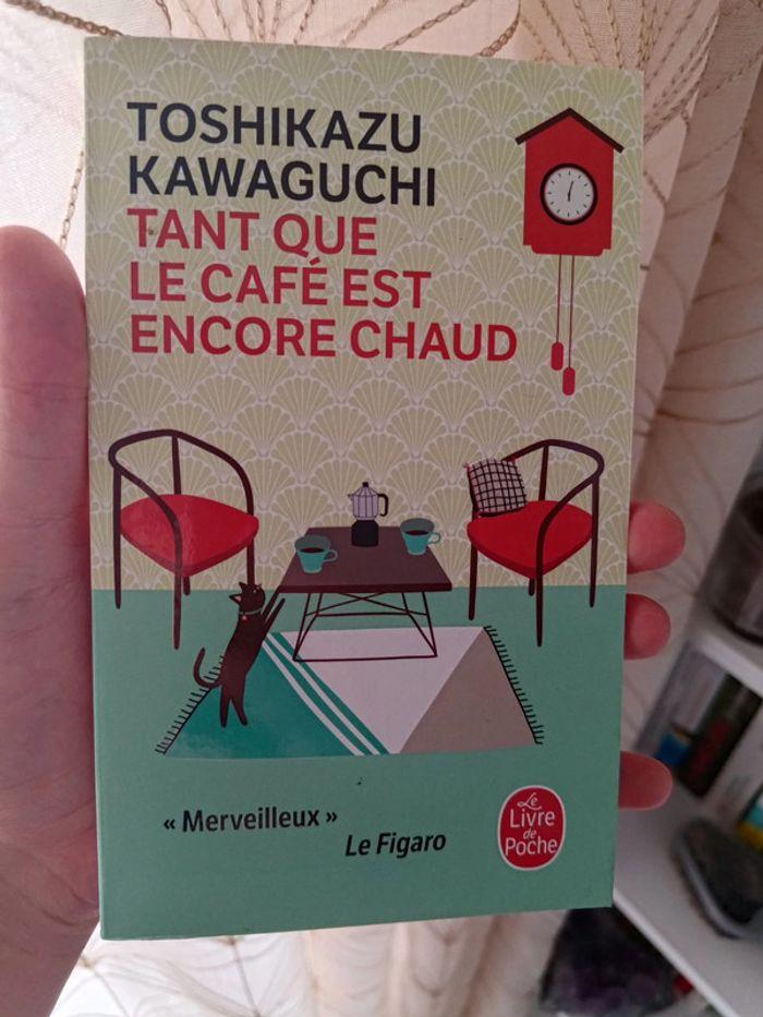 Tant que le café est encore chaud - photo numéro 1