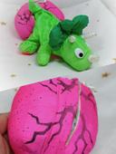 Dinosaure peluche doudou petit puffalump egg newborn bébé baby œuf éclot éclore j&h junior loisirs