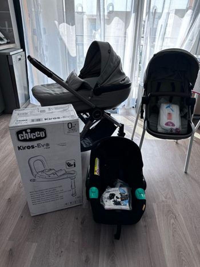 Trio chicco + cosy isofix - photo numéro 1