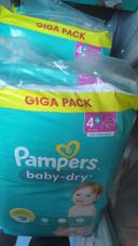 Couches Pampers