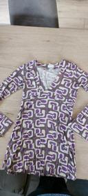 Robe courte, manches longues, ton mauve/gris, AP by  Bruphils, taille 38