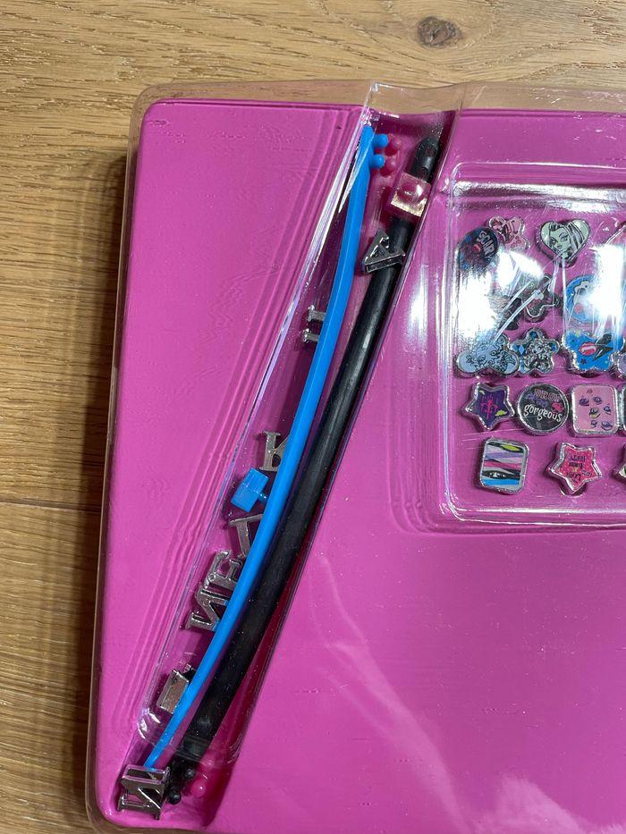 Kit pour faire des bracelets Monster High - photo numéro 3