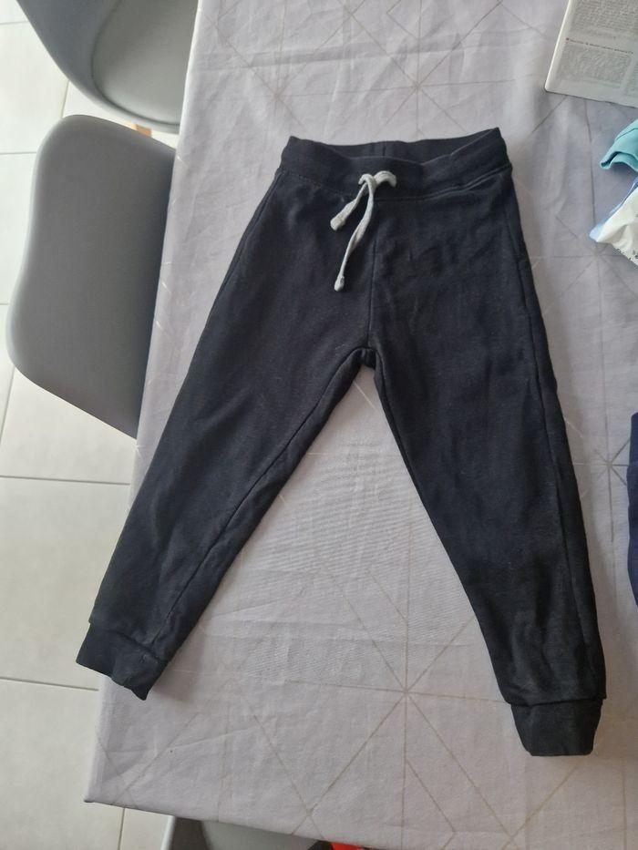 Pantalon garçon 4 ans - photo numéro 1