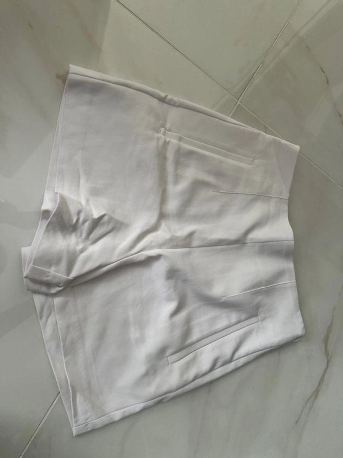 Short taille haute blanc - photo numéro 1