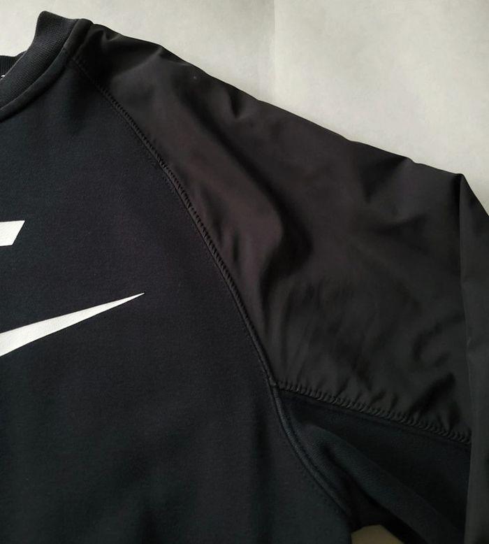 Sweat Nike pour homme manches synthétiques en bon état - photo numéro 3