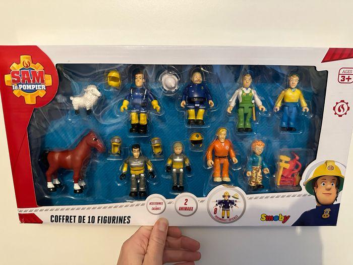 Coffret 10 figurines Sam le pompier neuf - photo numéro 1