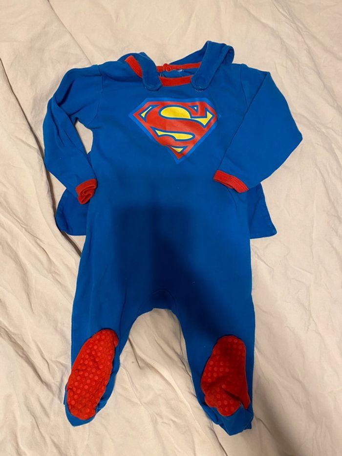 Pyjama 1 pièce Super Man avec Cape - photo numéro 1