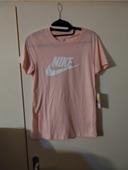 T-shirt Nike s