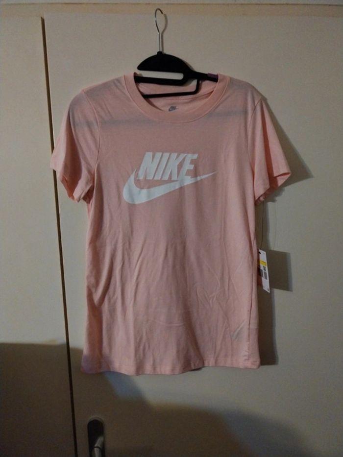 T-shirt Nike s - photo numéro 1