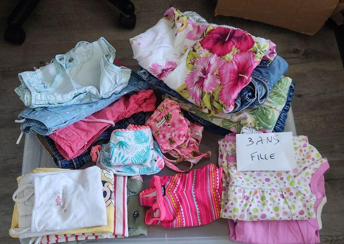 Lot vêtements été fille 3 ans - photo numéro 1