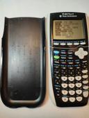 TI 83 PLUS.FR calculatrice graphique