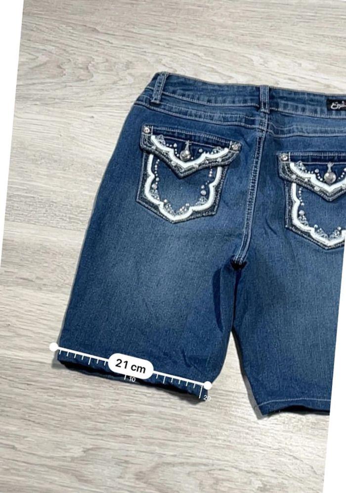 🩳 Short vintage brodé en jean Earl Jean Bleu Taille XS 🩳 - photo numéro 3