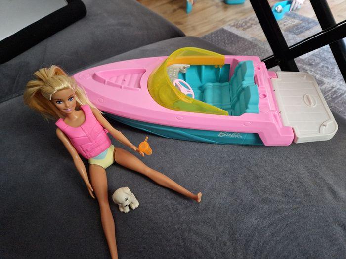 Barbie et son bateau - photo numéro 3